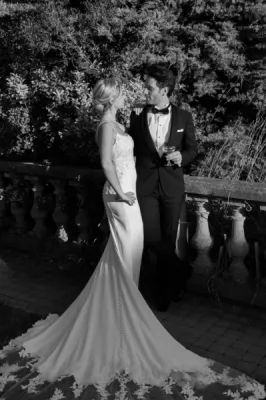 Dîner de mariage chic et cérémonie juive en plein air dans les jardins d'une Bastide Près d'Aix-en-Provence