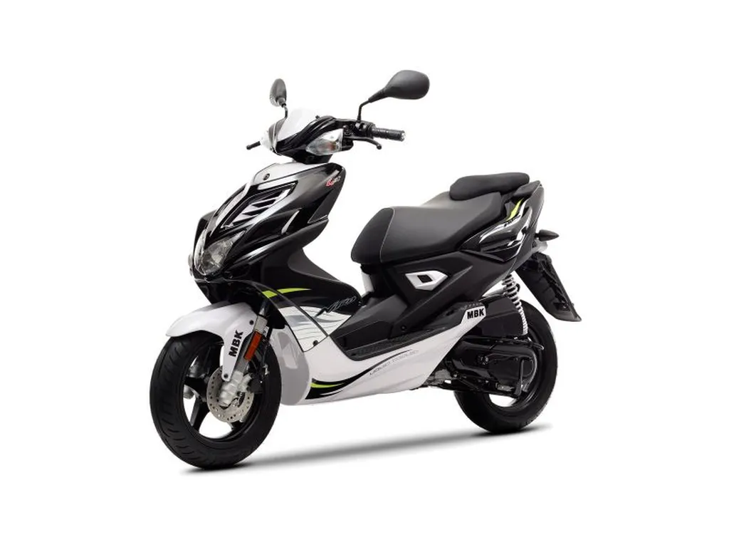 Scooter neuf MBK Nitro 4 temps 50cc.