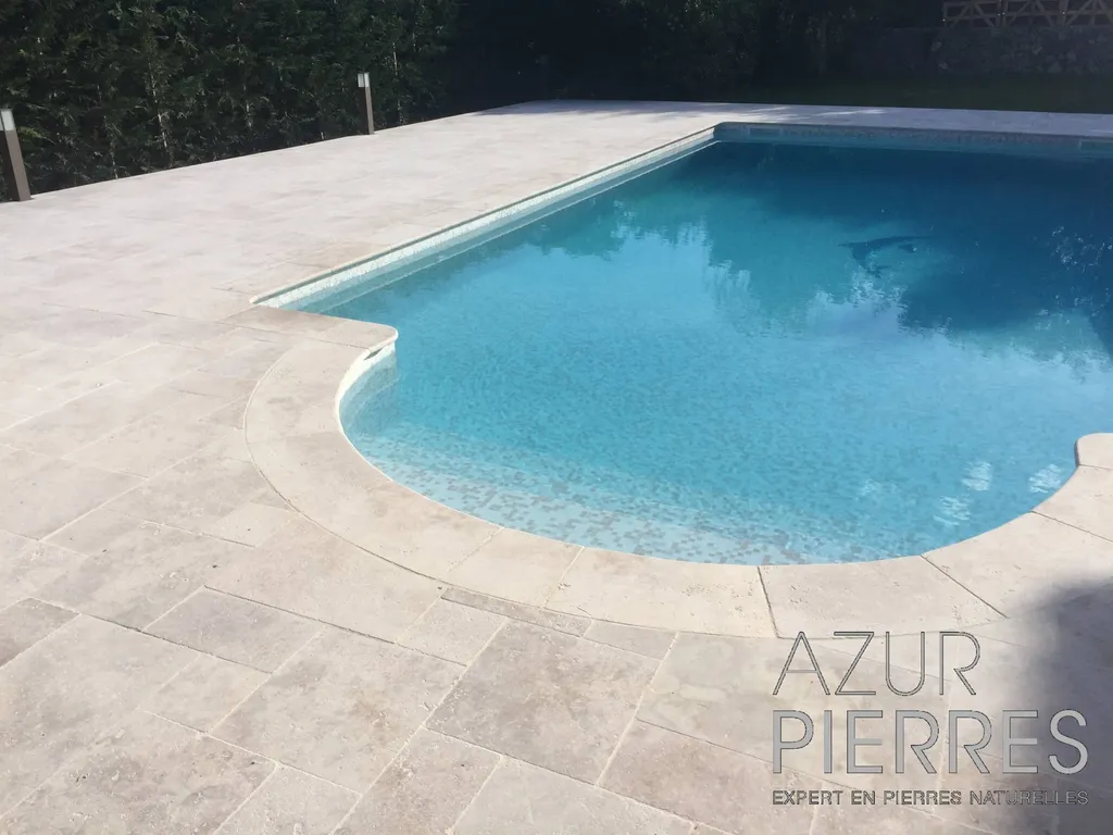 ou acheter une piscine provencale