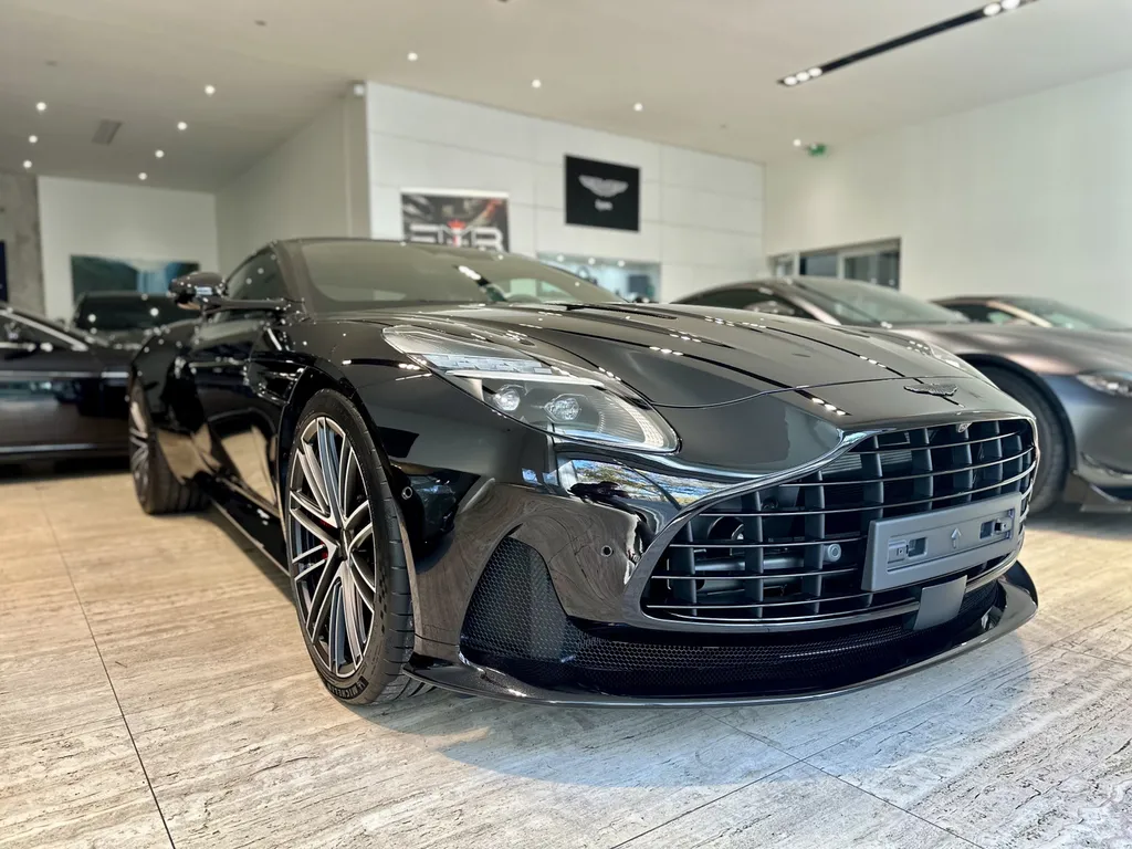 detailing protection carrosserie traitement céramique Aston Martin DB12 Lyon