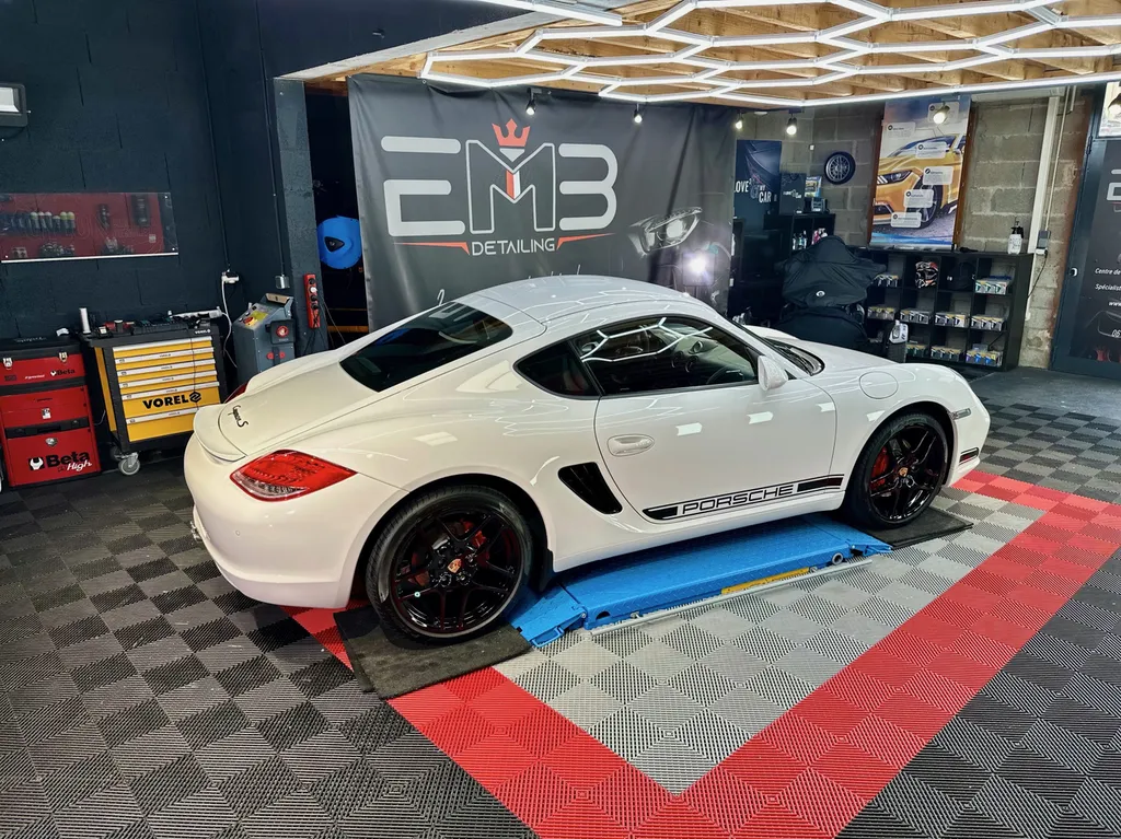 Detailing spécialiste Porsche PPF et traitement céramique sur Vaugneray proche Ecully 