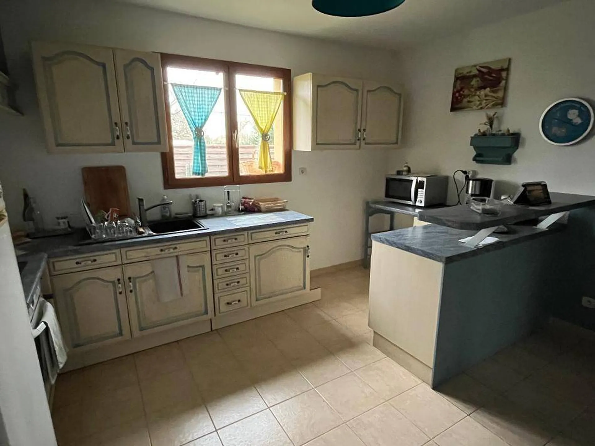 A vendre, pavillon viable de plain pied, situé à vatteville la Rue