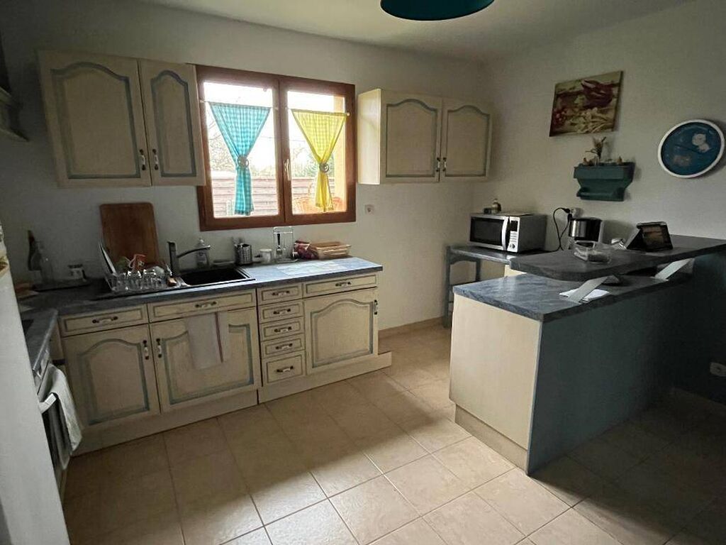 A vendre, pavillon viable de plain pied, situé à vatteville la Rue