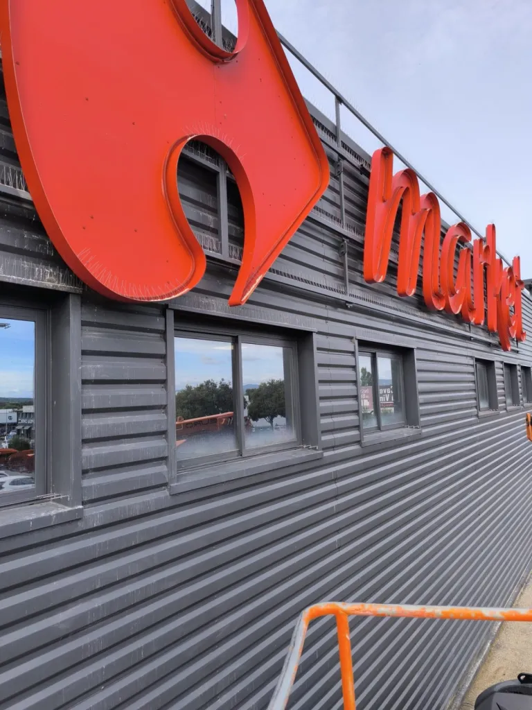 Dépigeonnage Carrefour Trets 13110