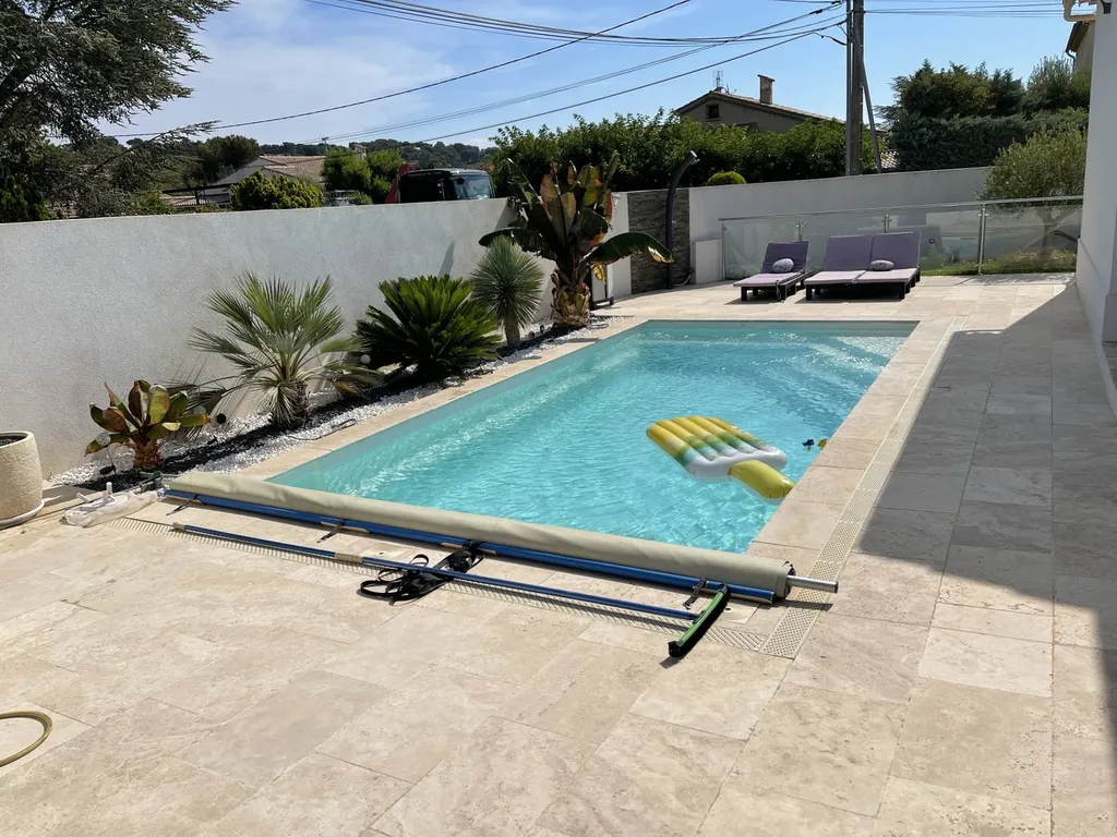 installation de piscine coque Toulon