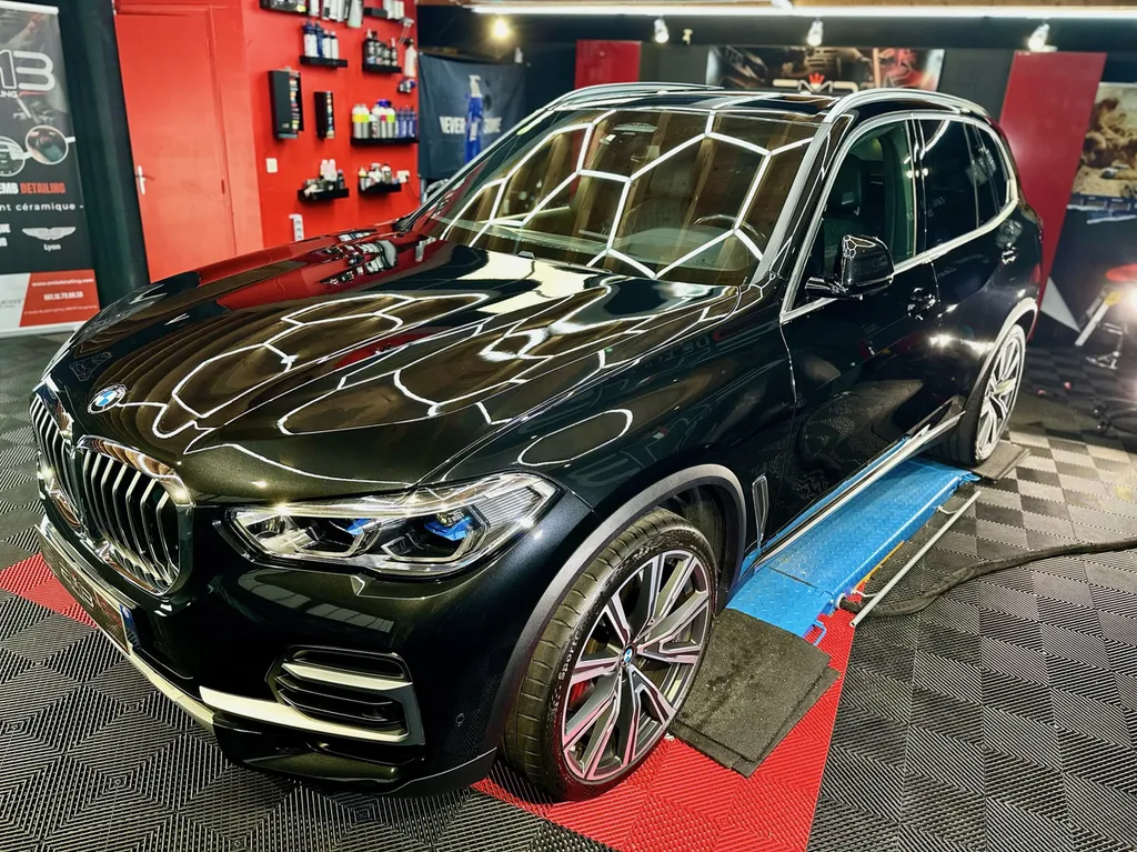 Traitement céramique Vaugneray proche de lyon spécialiste BMW X5