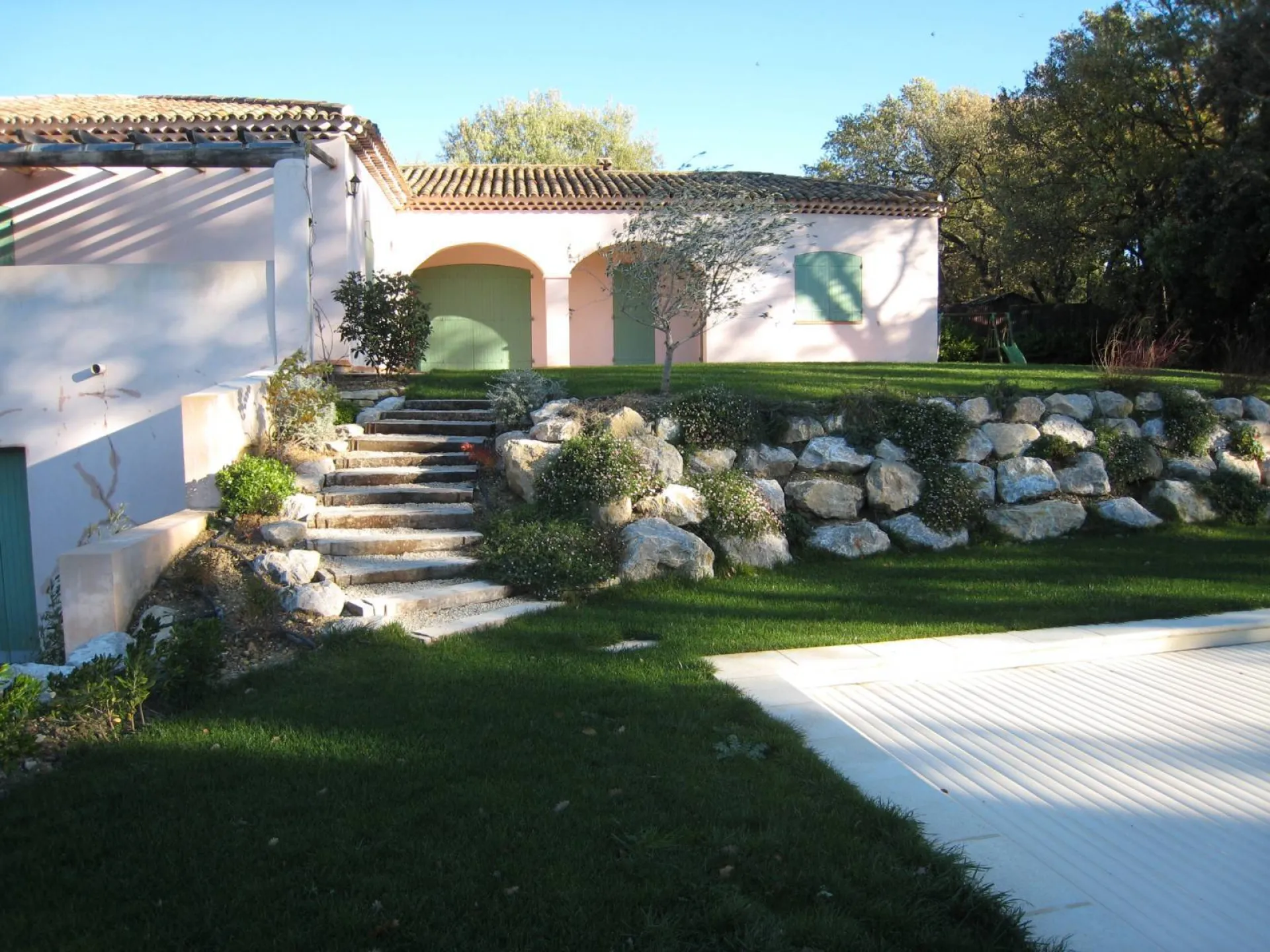 Enrochement de votre jardin Salon de Provence