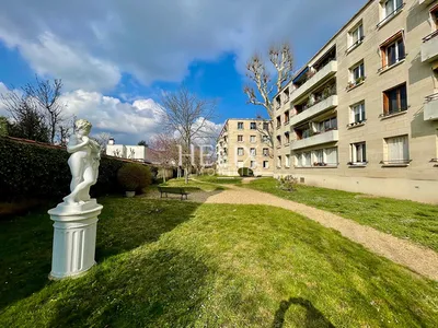 Chatou un charmant appartement de 3 pièces de 71 m2 proche de la gare