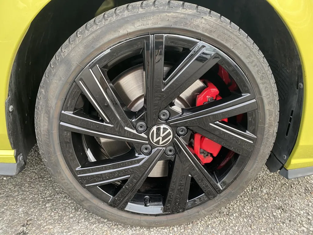 Volkswagen Golf GTE occasion hybride rechargeable 245ch au meilleur prix chez votre concessionnaire au Havre / Rouen