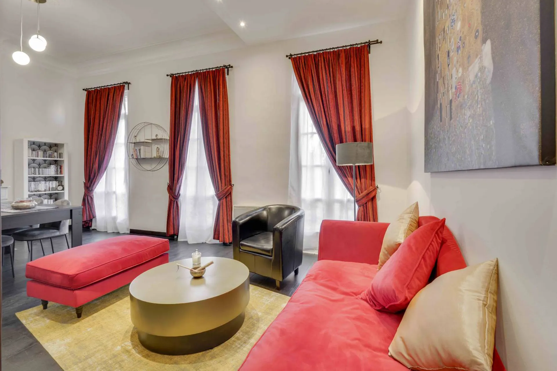 Rénovation, agencement et décoration d'un appartement après 10 ans de location par un architecte d’intérieur  à Aix-En-Provence