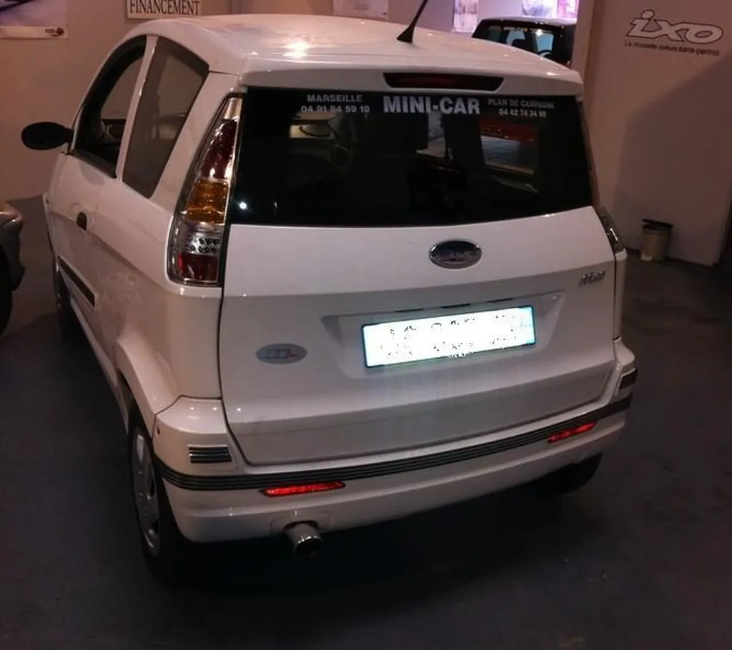 Voiture sans permis occasion Microcar Marseille M'GO année 2009