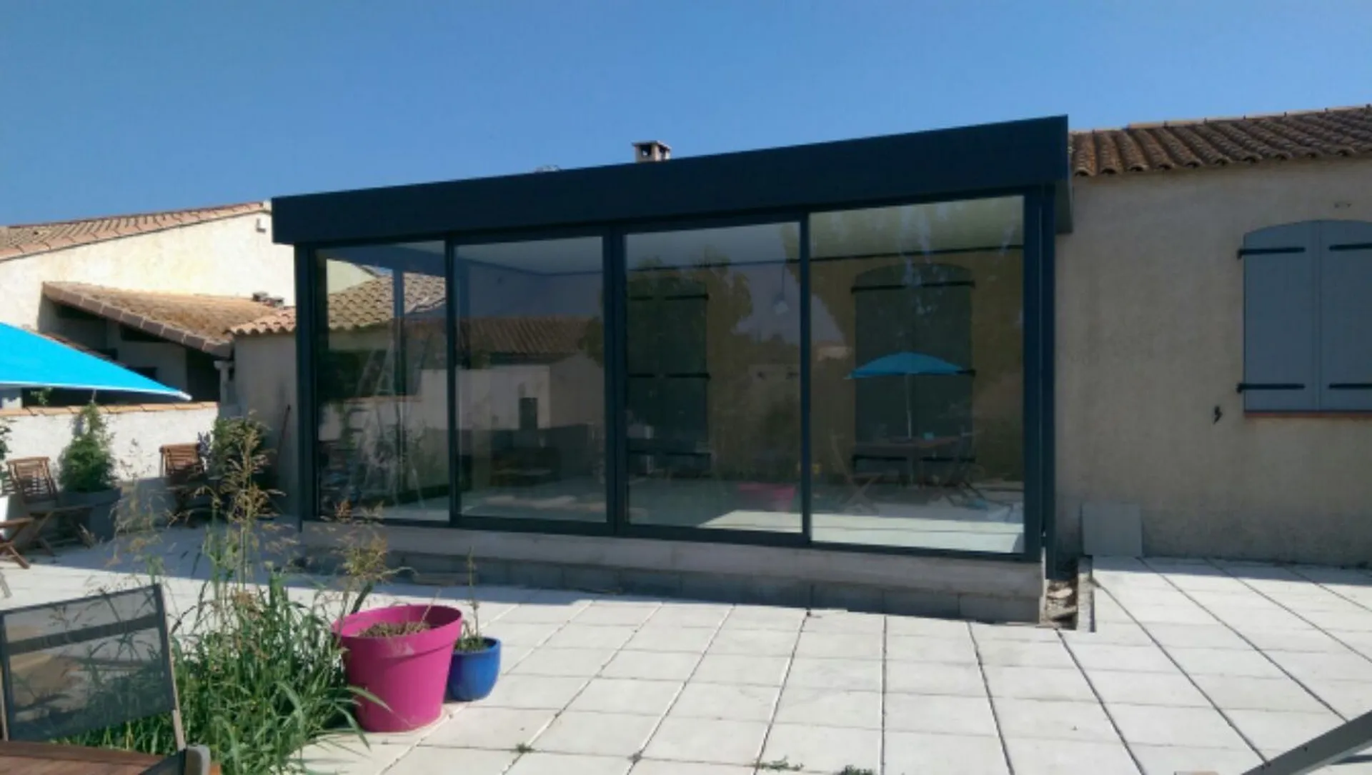 Véranda à toit plat sur mesure à Saint chamas