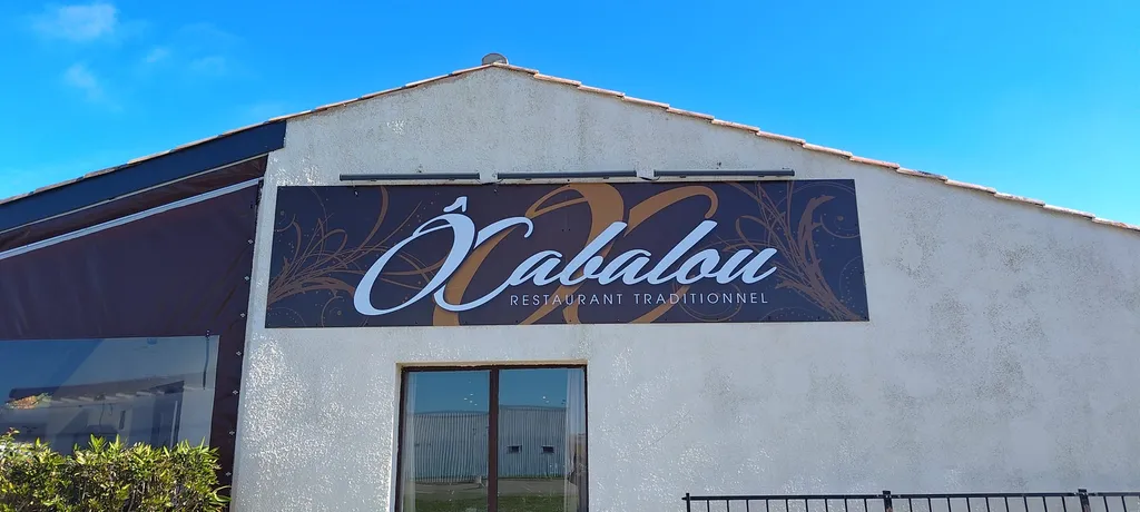 fabrication d'enseigne classique pour attirer plus de client pour les restaurant à SAVERDUN