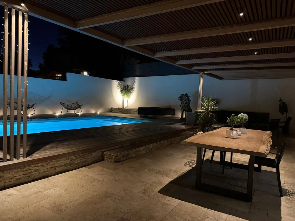 ferronnerie d'art pergola sur mesure rognac