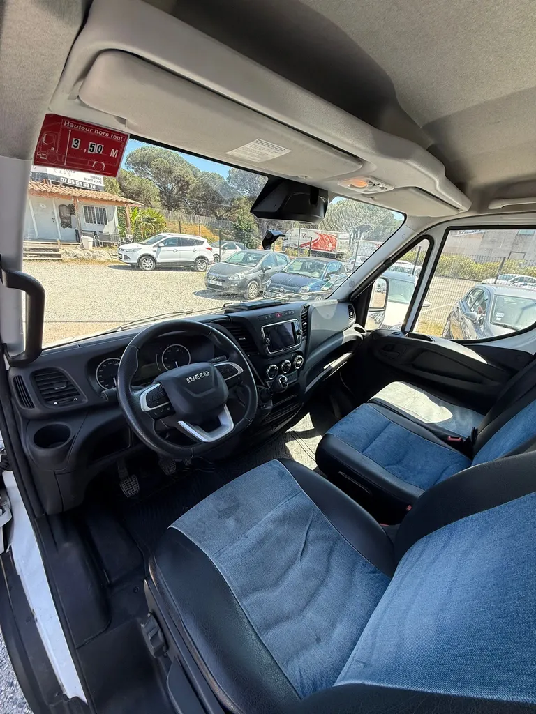 IVECO DAILY 35C16 3L 160CV HAYON