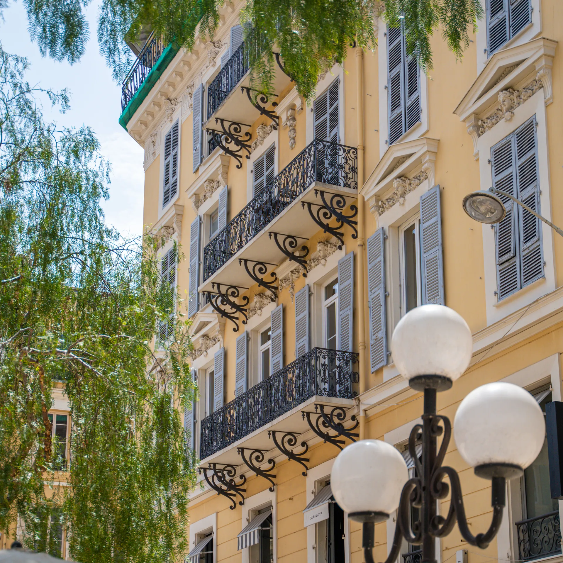 L'extraction en toiture est-elle obligatoire pour mon restaurant à Nice ?