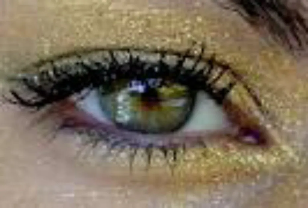 L'or, de plus en plus utilisé par les plus grandes marques de cosmétiques.