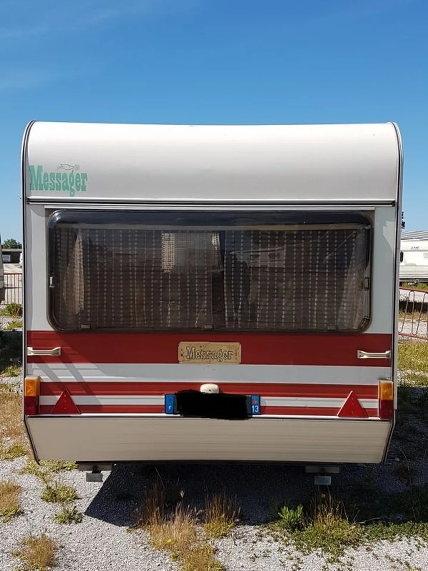 vendu caravane messager pullman 390