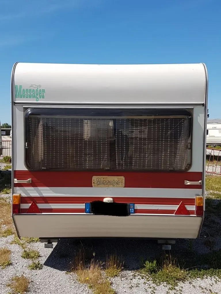 vendu caravane messager pullman 390
