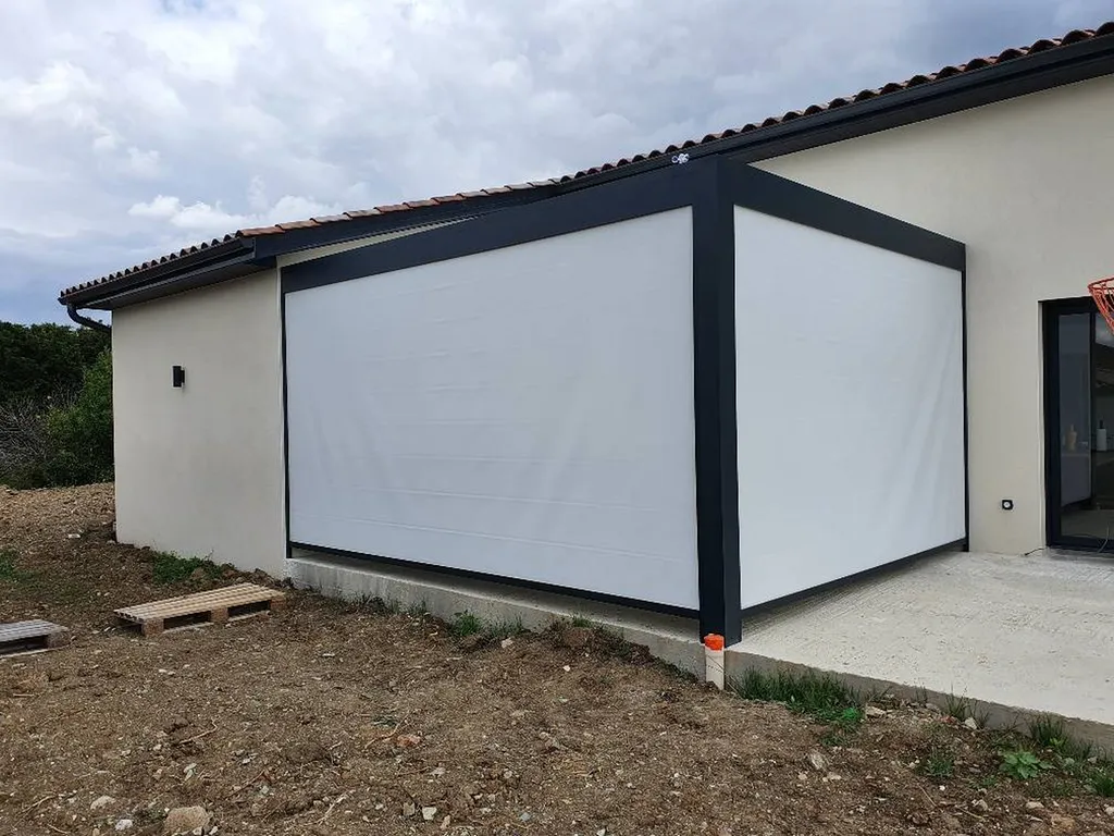 Installation de Pergola bioclimatique en aluminium à Villefranche sur Saône 