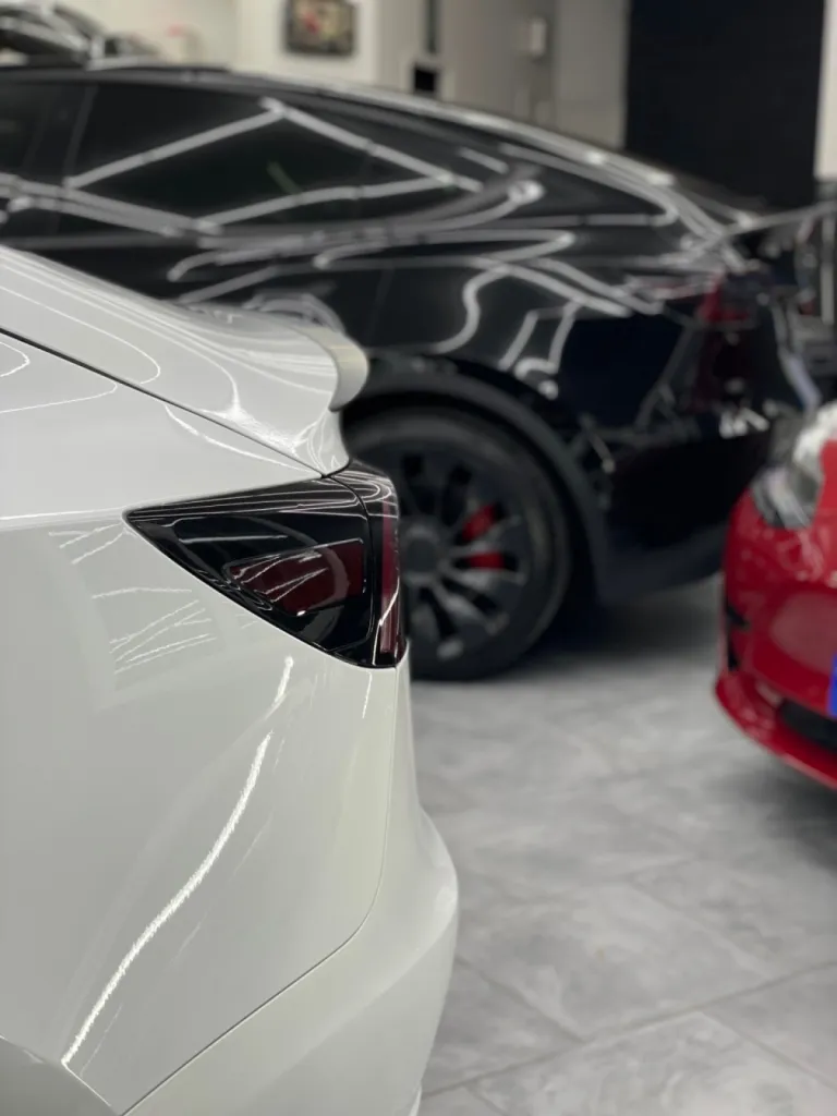 Protection PPF XPEL intégral Tesla Model Y Performance à Cannes sur la Côte d’Azur.