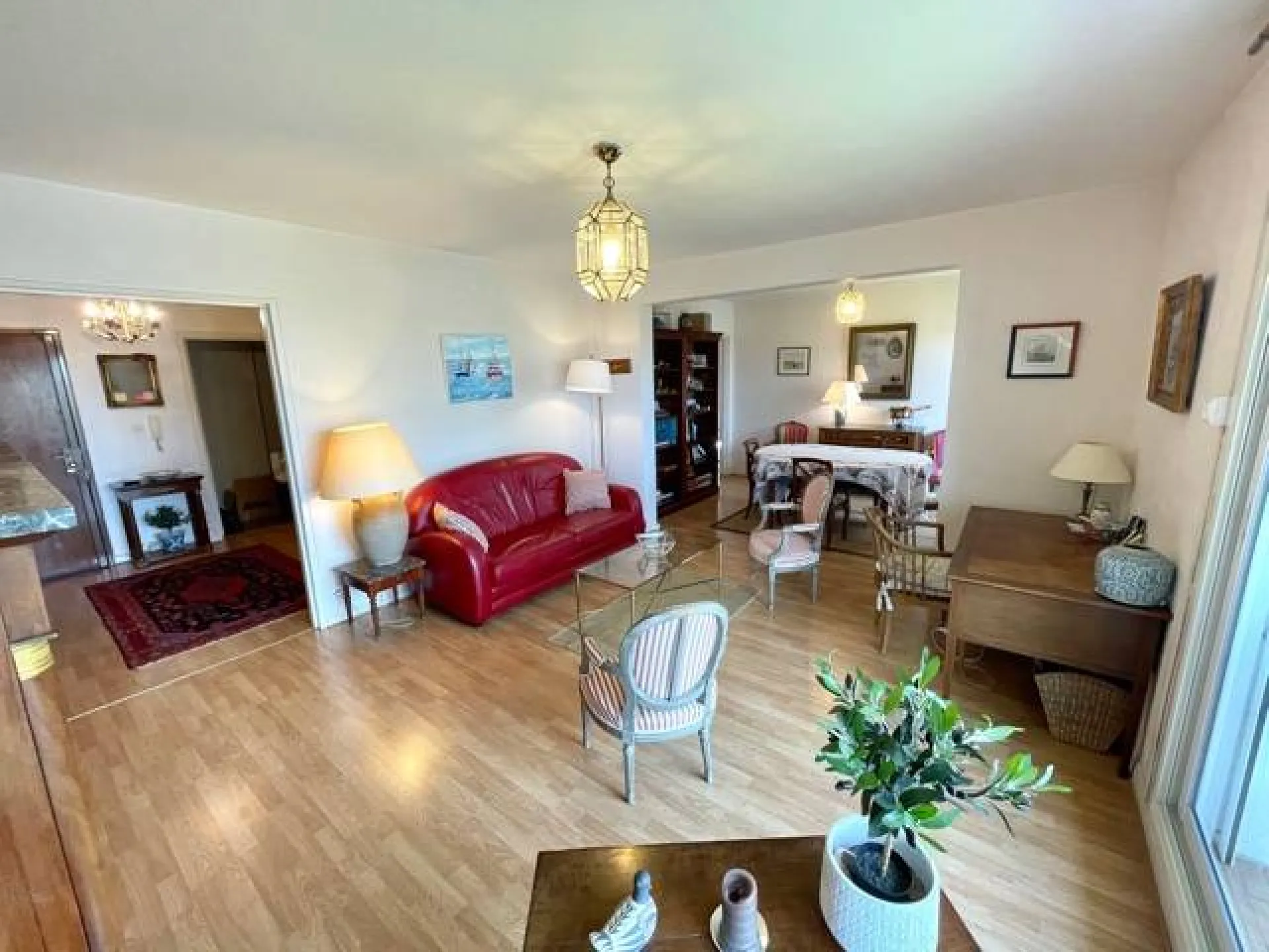 T5 à vendre dans résidence à Bordeaux Caudéran proche stéhélin