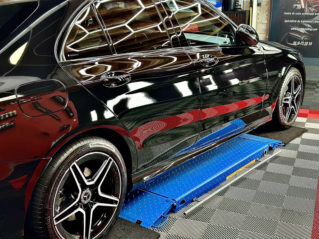DETAILING protection carrosserie traitement céramique Lyon Mercedes classe C 