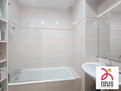 Proche église Sainte-Croix et quais – cadre de vie agréable Bordeaux