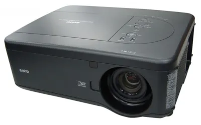 Location d'un videoprojecteur DLP Sanyo PPDG-DXT10L 5200 Lumens