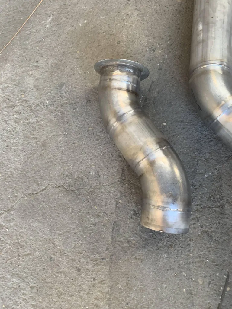 REALISATION SUR MESURE SUIVANT PLAN BAIONNETTE POUR TUYAUTERIE POUR NOTRE CLIENT DE MARSEILLE 13