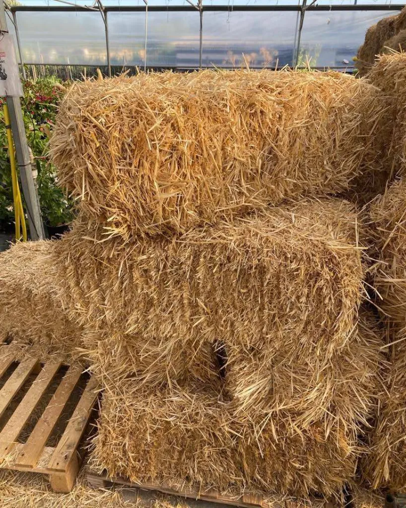 Botte de paille à Aix en Provence pour votre potager et vos animaux