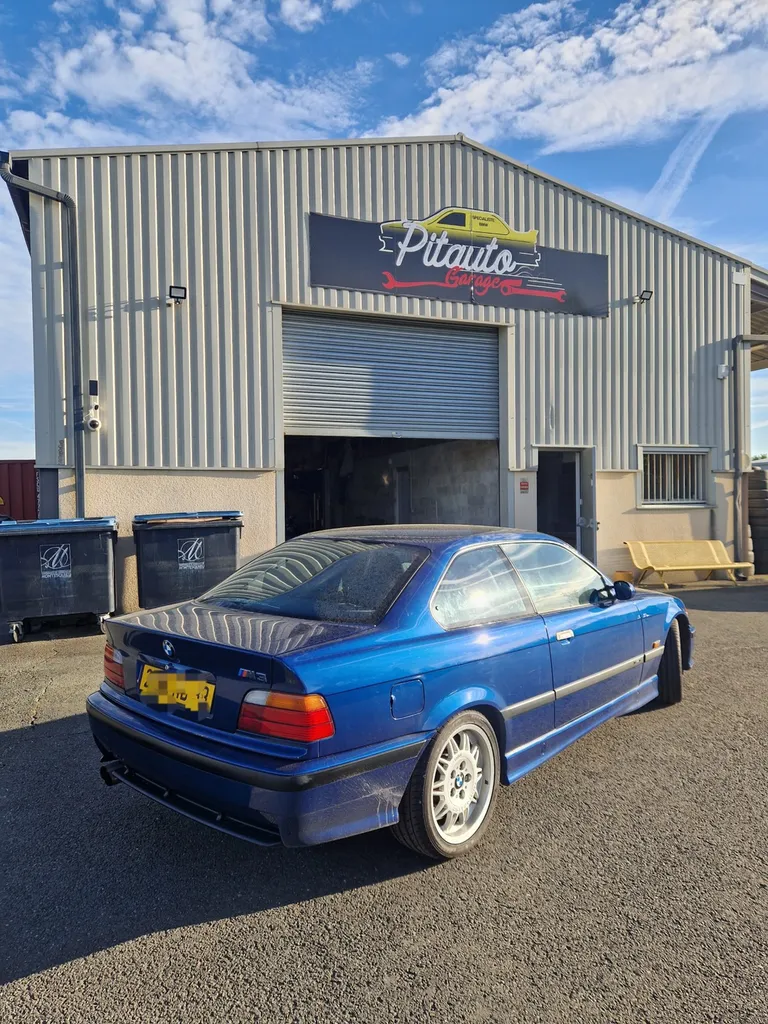 BMW M3 E36 3.2L S50B32