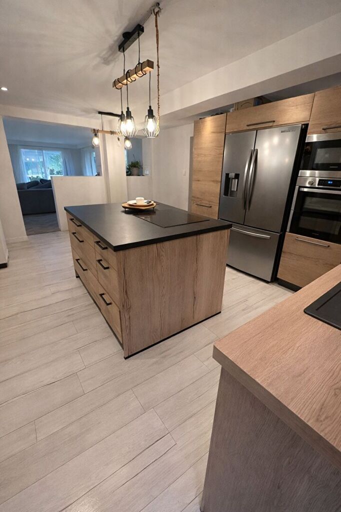 À vendre maison ancienne de 210m² sur un terrain de 5000m² située au Thuit-Signol