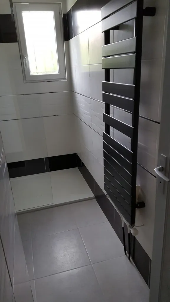 Pose et installation de carrelage et faïence pour salle de bain à Saint-Romain-de-Colbosc proche du Havre (76)