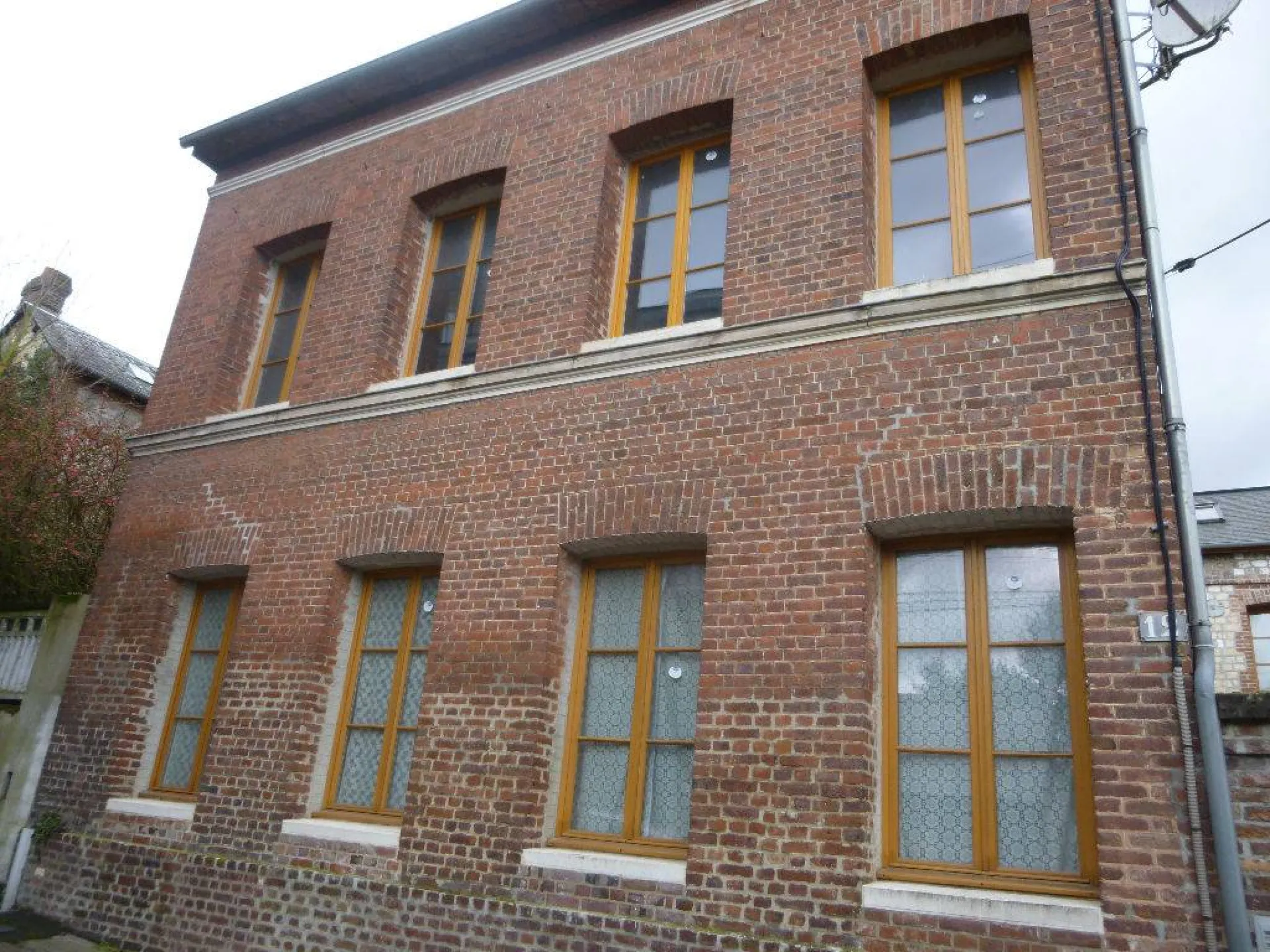 A vendre maison de ville proche Caudebec lès Elbeuf 76320