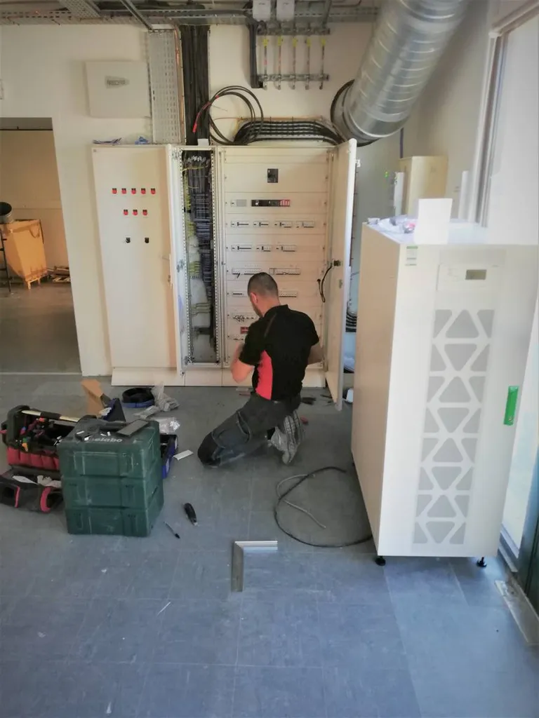 Entreprise spécialisée en génie électrique à Lyon et toute la région Rhône-Alpes