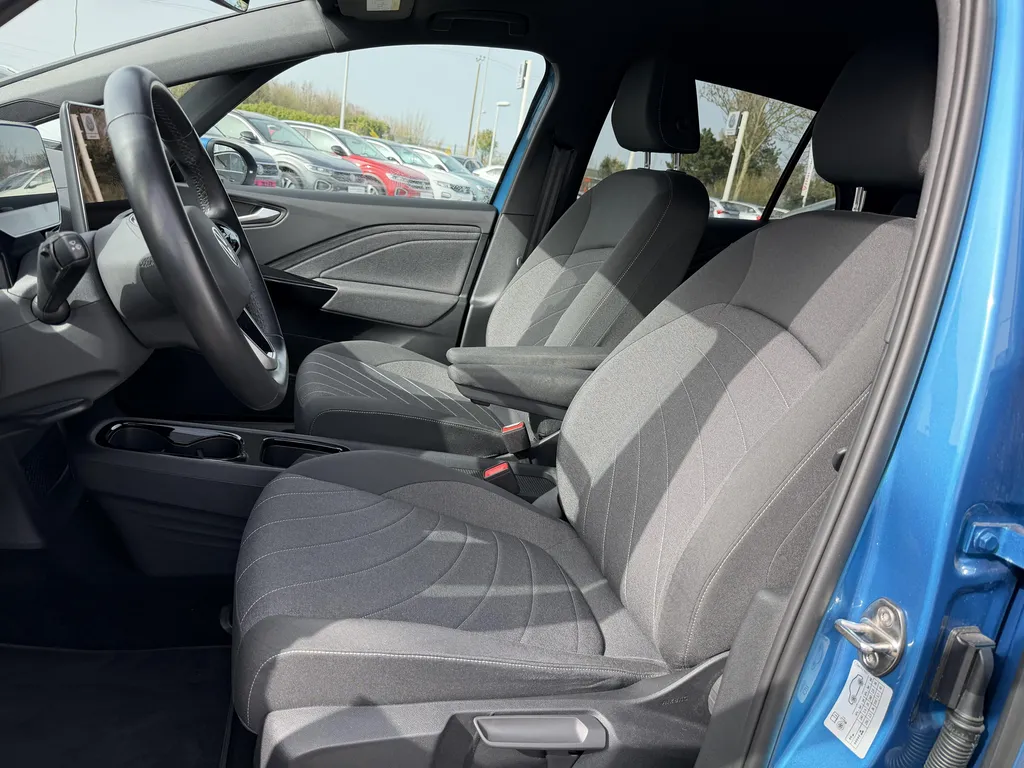 Volkswagen ID.3 d'occasion à vendre près de Le Havre : découvrez cette berline électrique disponible chez Caudebec Automobiles