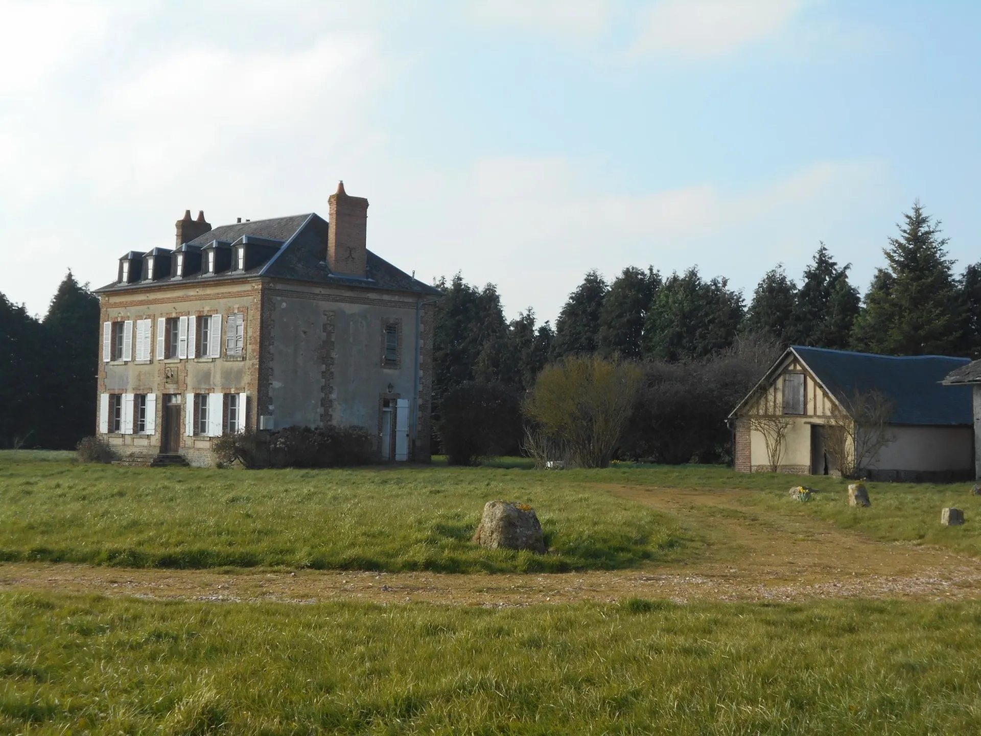 Maison de Maître avec dépendances à vendre sur un Hectare et demi, Calvados 14