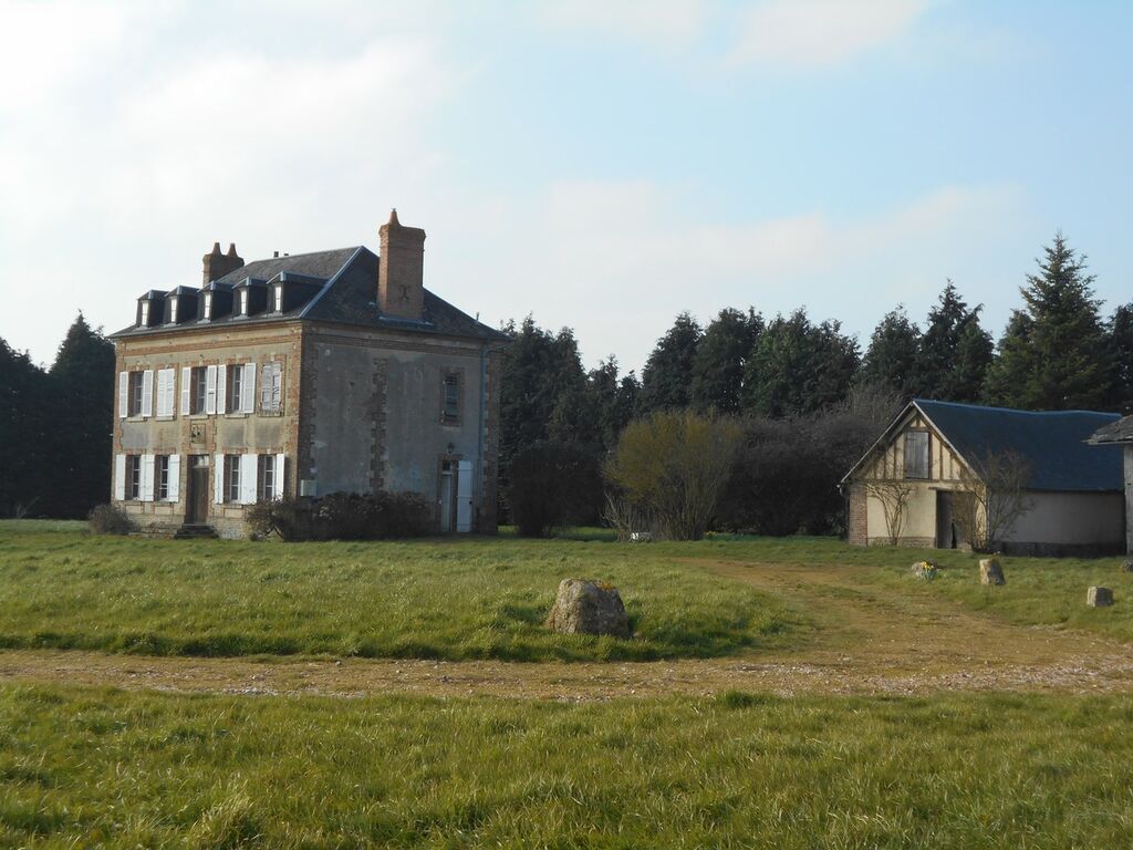 Maison de Maître avec dépendances à vendre sur un Hectare et demi, Calvados 14