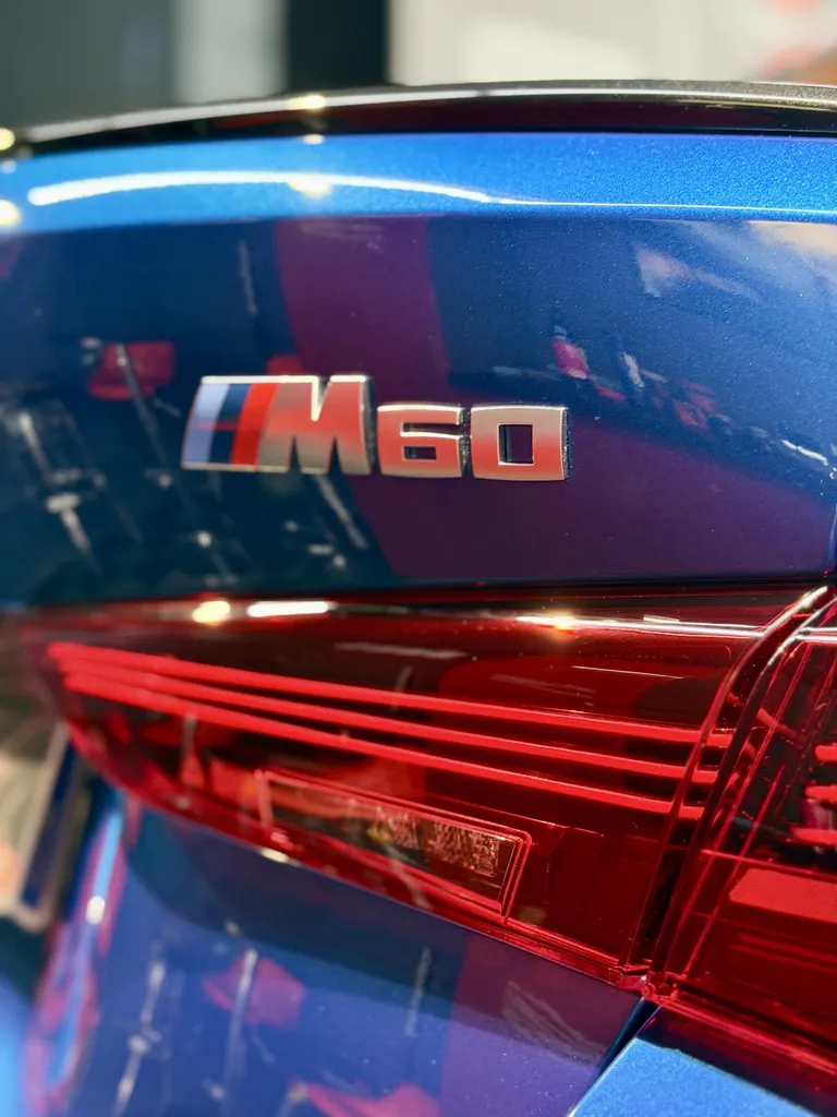 BMW i4 M60 – Protection céramique GYEON Infinite par EMB Detailing à Vaugneray (Lyon)