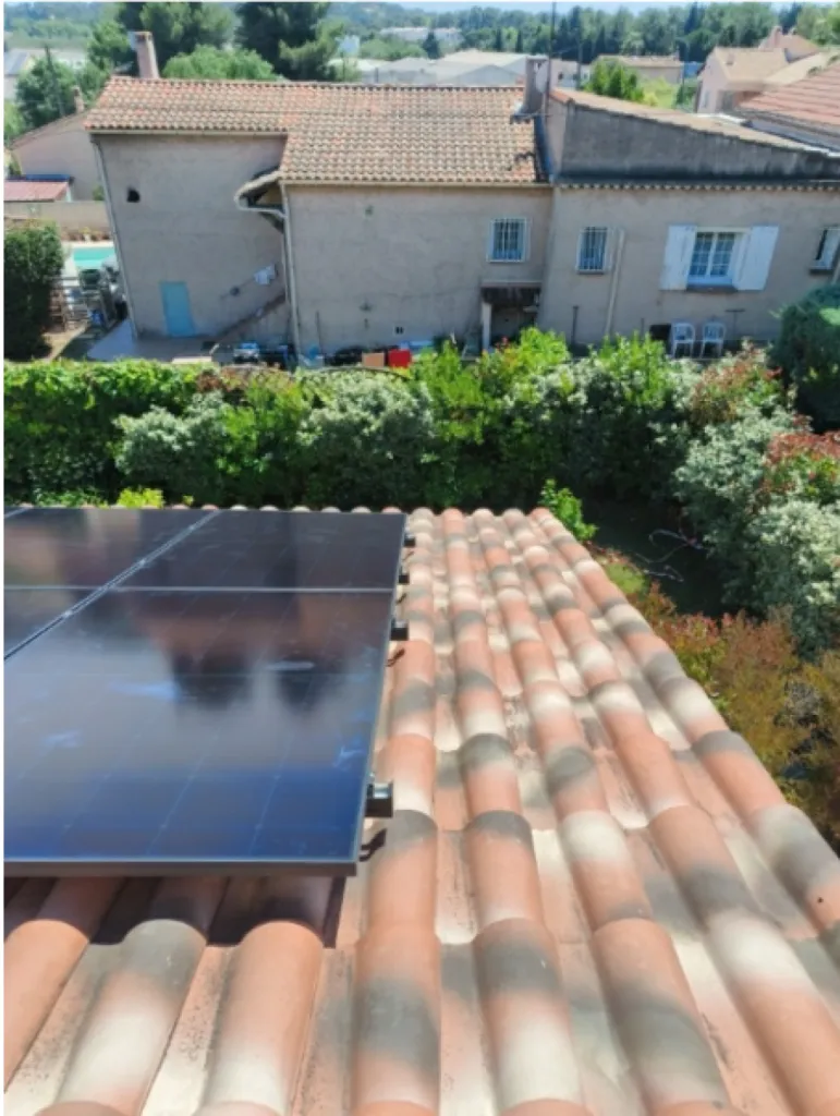 Pose de panneaux solaire Longi Solar avec Provence Energie Solaire Services à La Ciotat