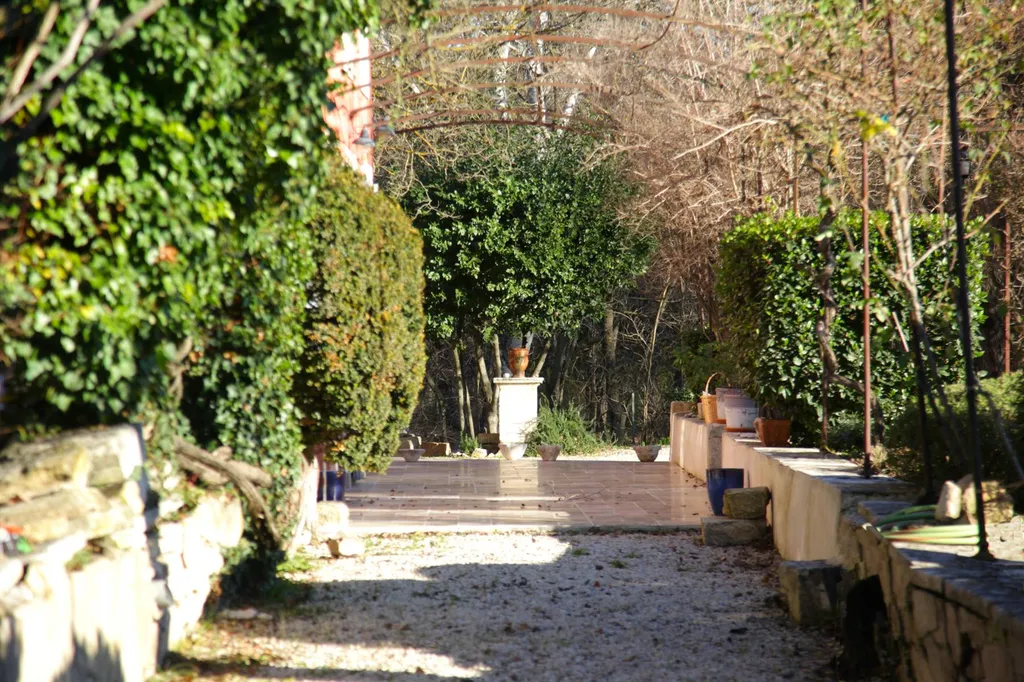 Vaucluse : Maison de maître début XIXème siècle avec vue remarquable à vendre à Carpentras   