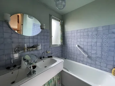 salle de bain maison montesson à la vente