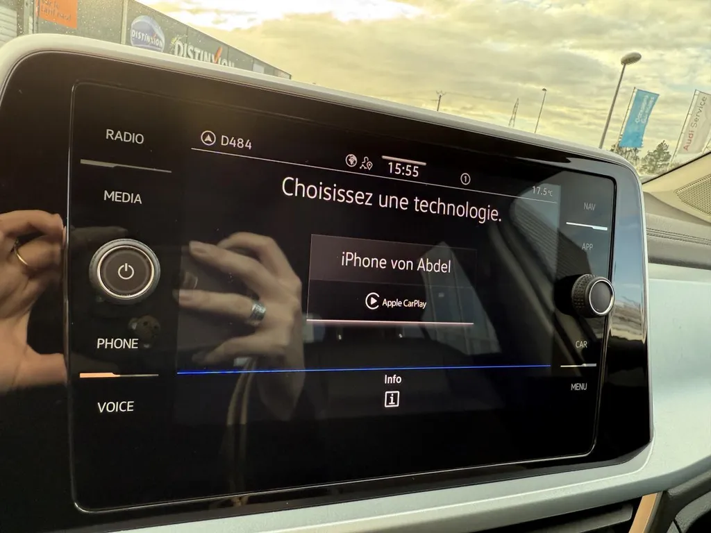 Volkswagen T-Roc d’occasion proche Rouen – SUV essence fiable et équipé chez Caudebec Automobiles