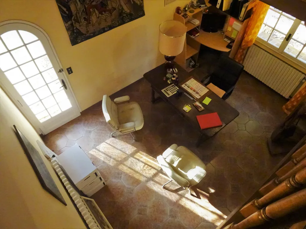 Chateauneuf de Gadagne, propriété d’architecte dans un parc arboré   