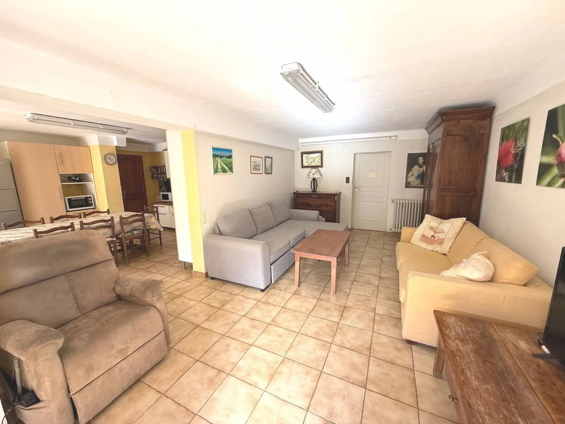 Maison à vendre à Carnoux de Type 3/4 + studio au Rdc