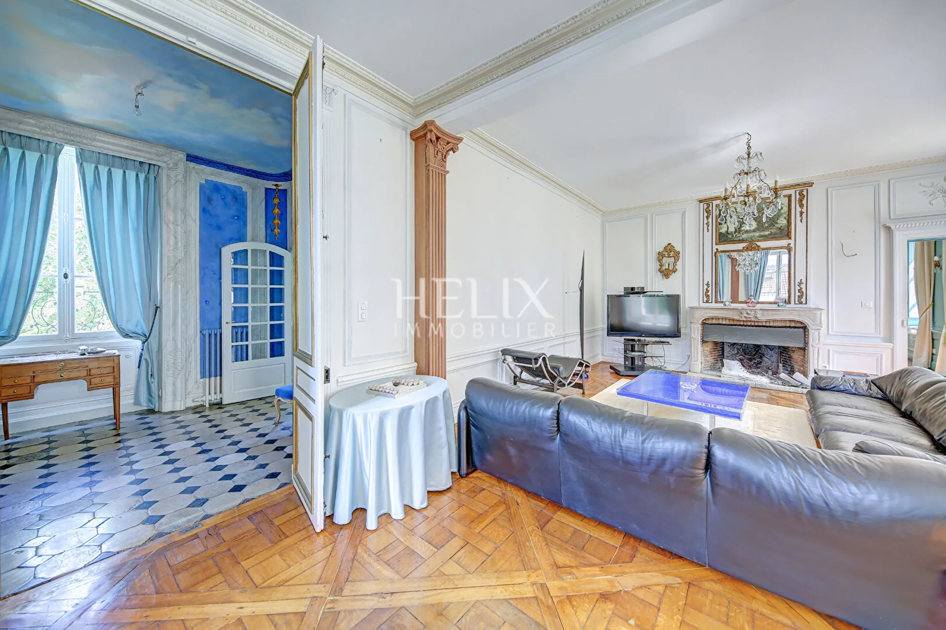 Vivez l'élégance et la grandeur d'un hôtel Particulier de Versailles, Une vie de rêve vous attend au coeur de Versailles 