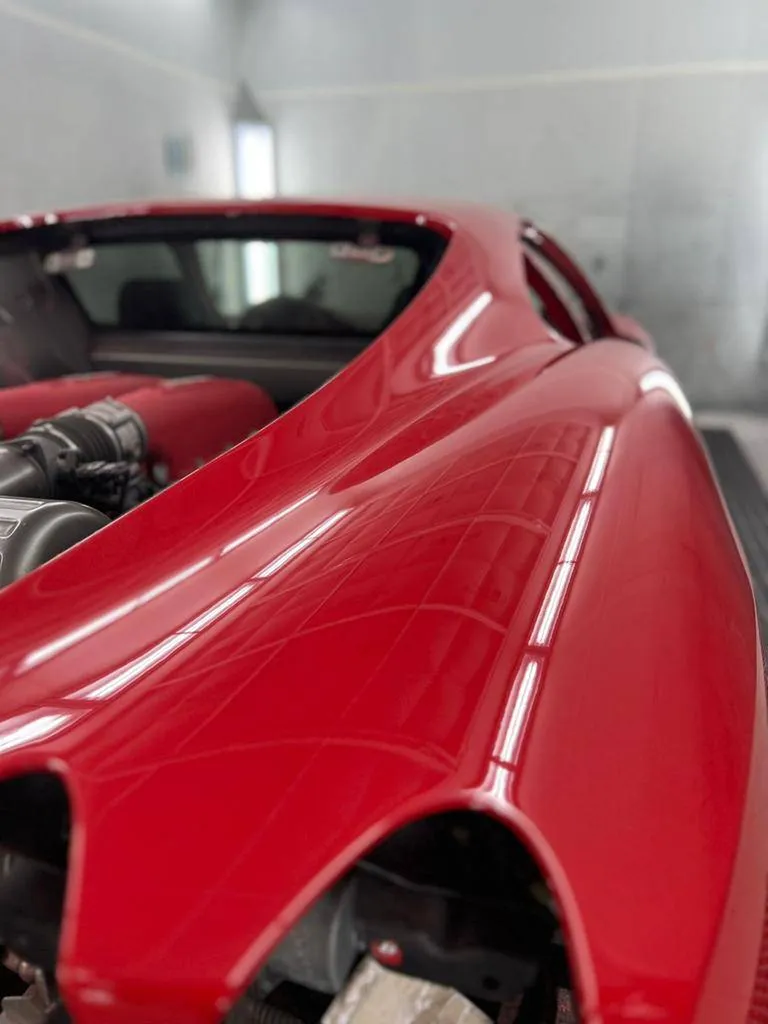 Réparation de la carrosserie d'une Ferrari proche de Le Havre
