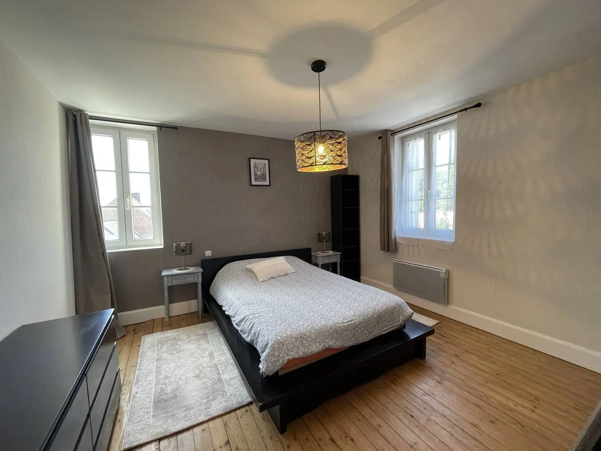 SOUS OFFRE Maison de Maître spacieuse en bord de mer entièrement rénovée, entre Dieppe et la Baie de Somme, en Normandie