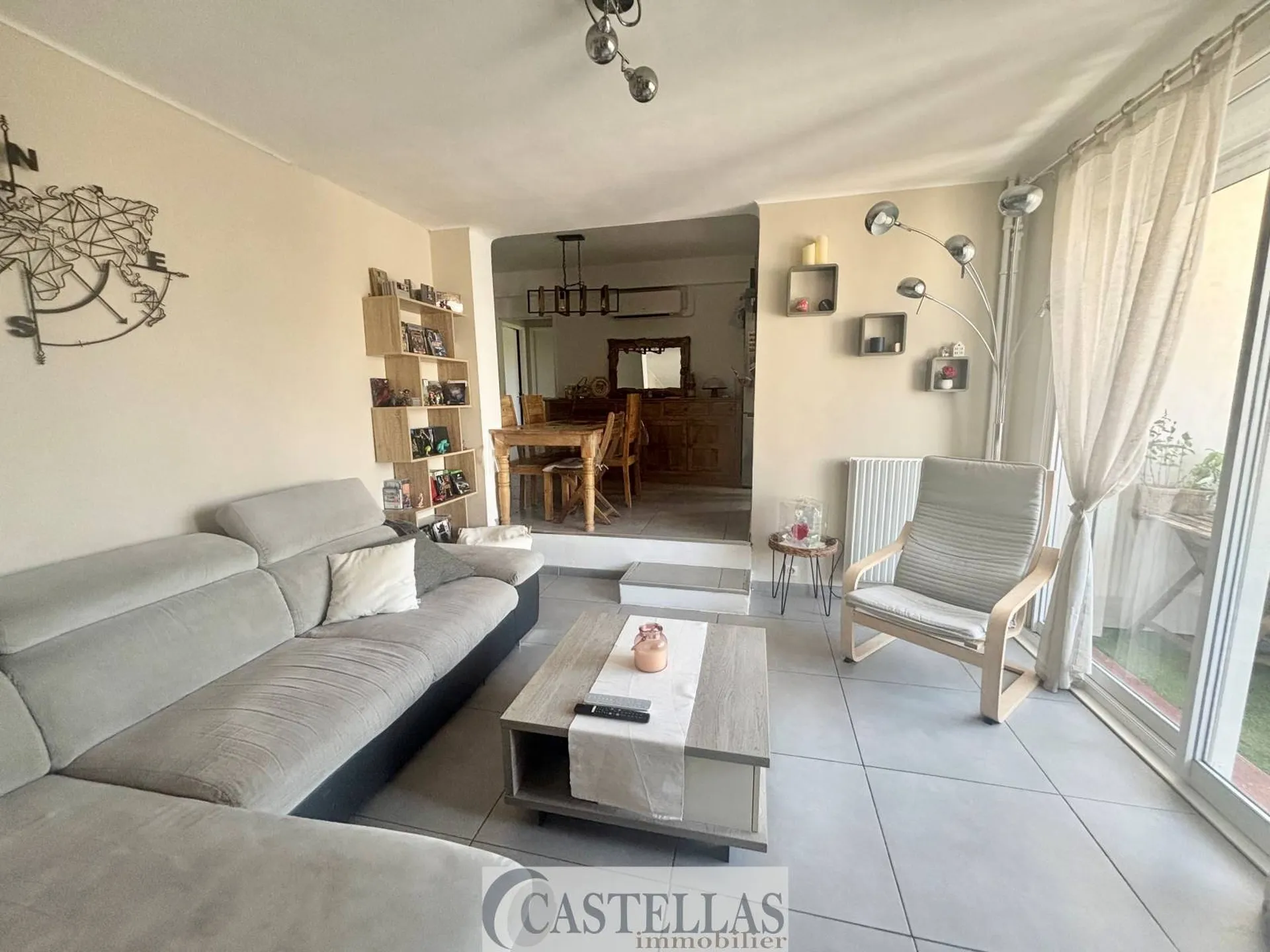 A vendre dans le centre d' Aubagne T3 avec ascenseur proche commerces